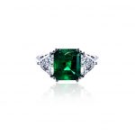 Emerald & Diamond 18kt White Gold Ring